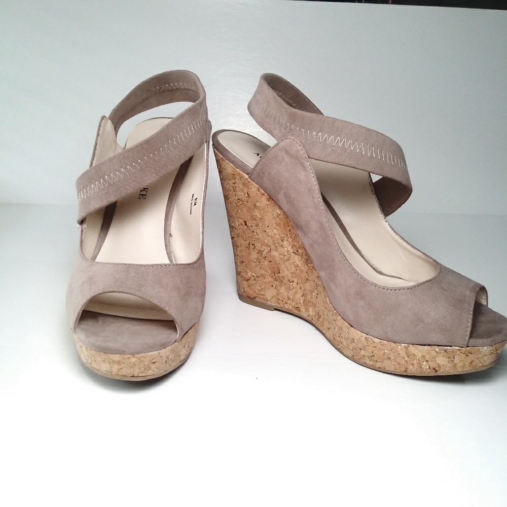 Audrey Brooke wedges